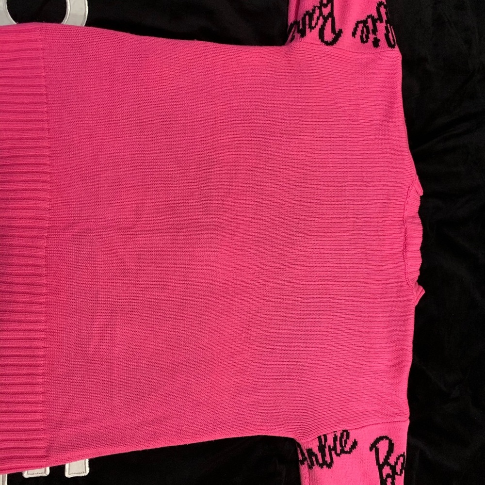 Barbie - Picture 3 of 3
